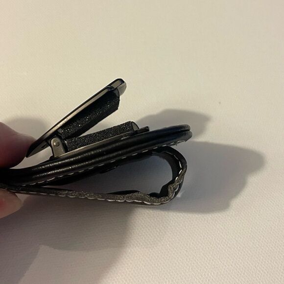 Ford Sunglass Holder for Car with Logo Black PU Leather NWT - Picture 8 of 9